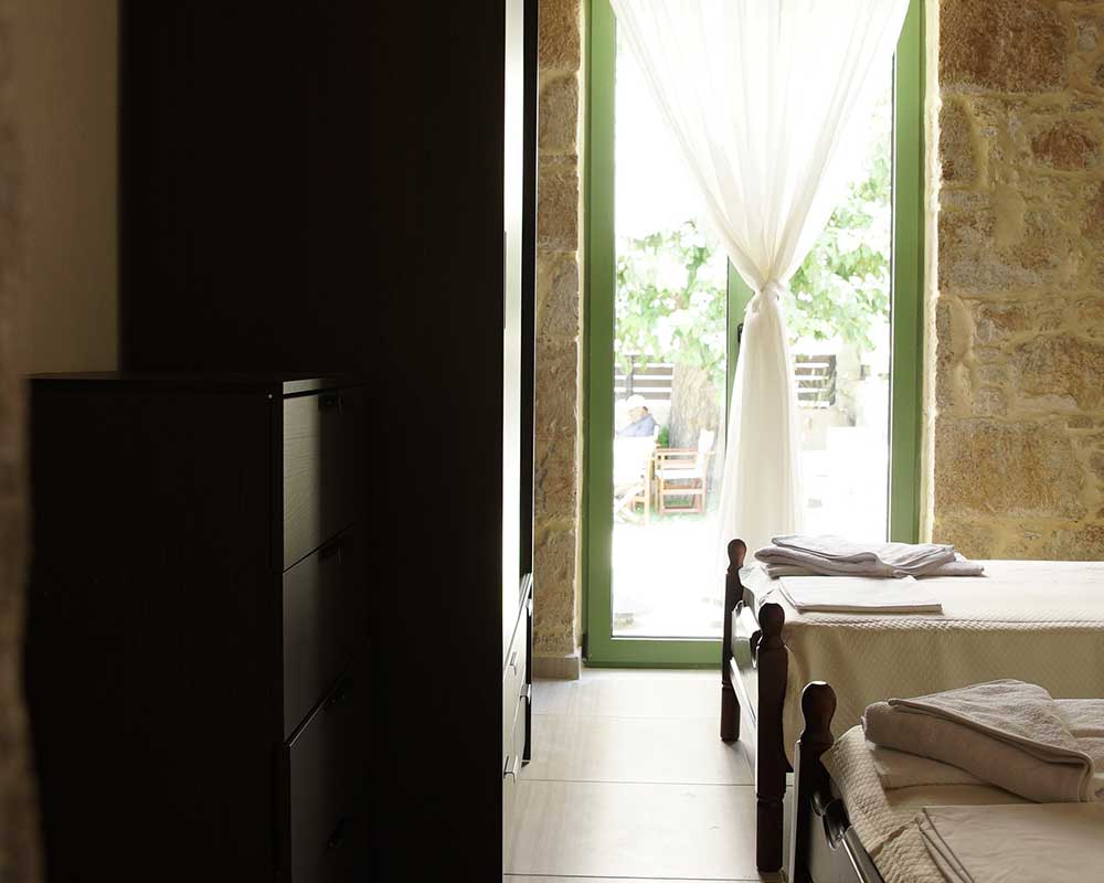 traditional-cretan-villa-13