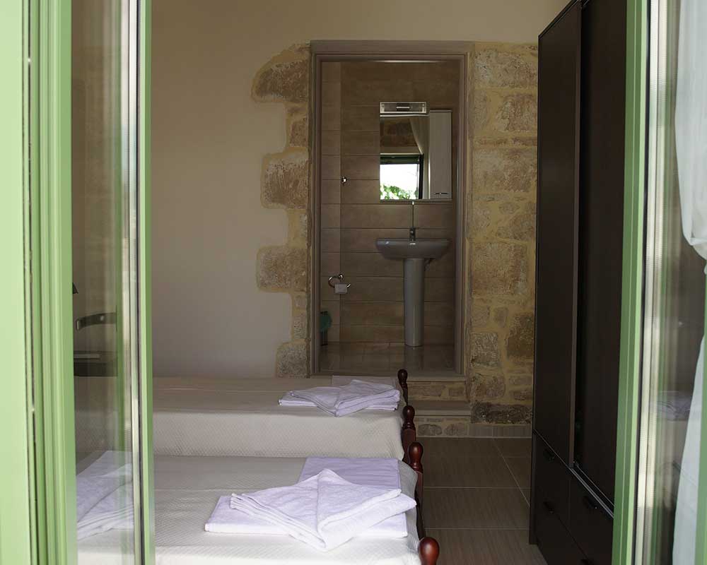 traditional-cretan-villa-14