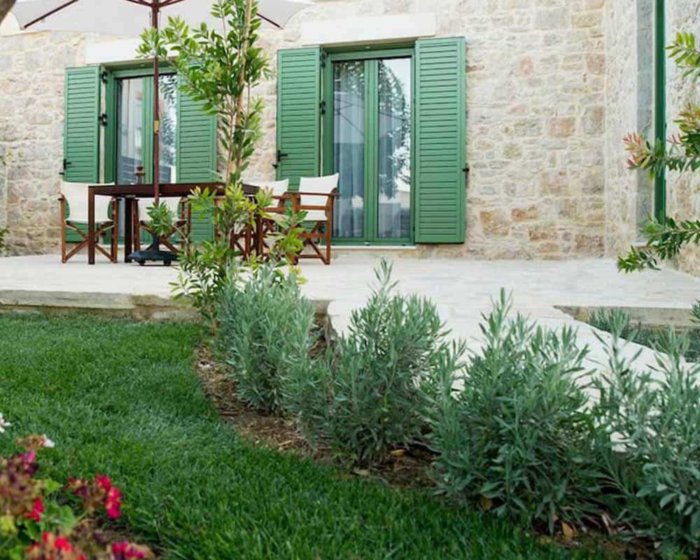 traditional-cretan-villa-01