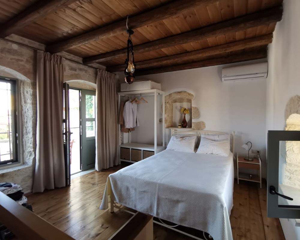 a-romantic-house-of-two-08